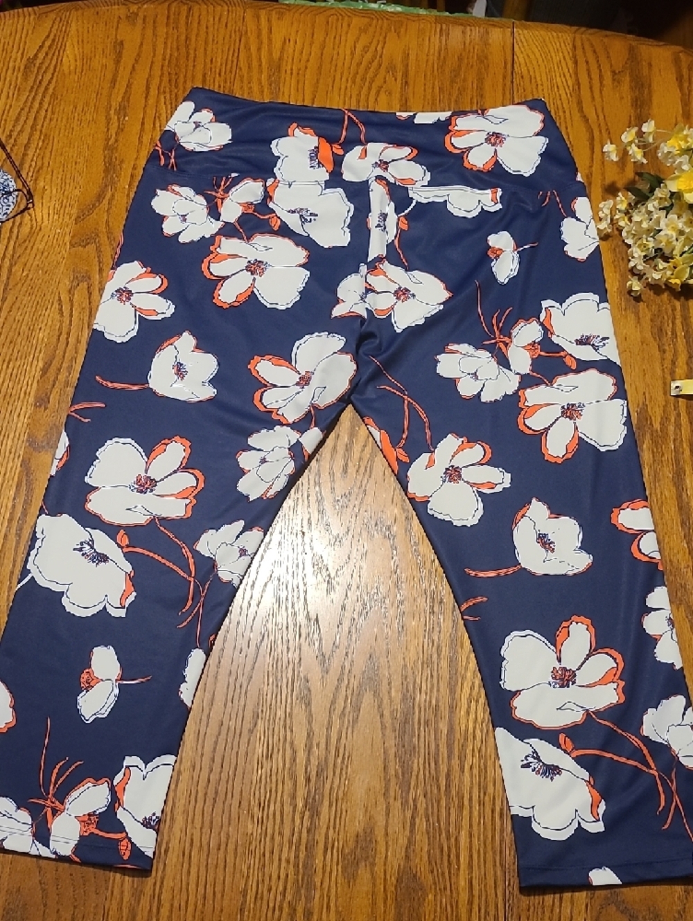 Liz Claiborne Navy Pants with White and Coral Floral Print - Picture 6 of 7